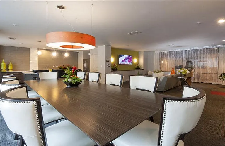 Telfair Lofts — Photo 16