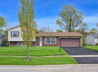 118 Lexington Dr, Bolingbrook, IL 60440