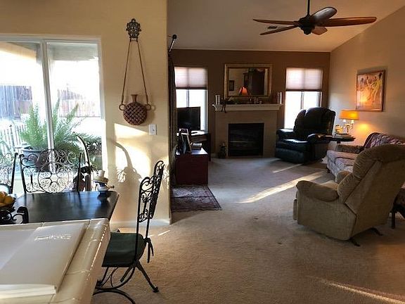 5th image of 531 Saint Michelle Dr