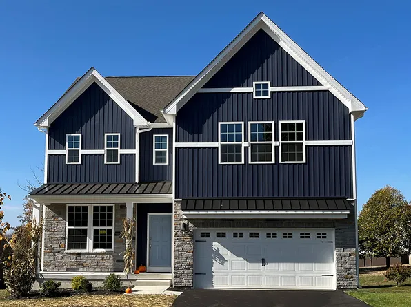 2016 Gregory Dr, Allentown, PA 18103