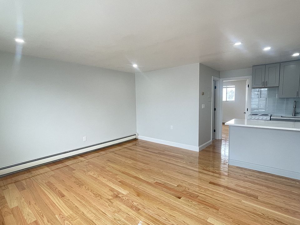 1st image of 23 Claremont Ave #D