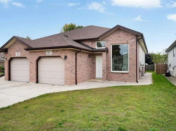 257 Dieppe Cres, Kingsville, ON N9Y 4E8