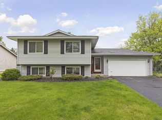 10640 Zinran Cir, Bloomington, MN 55438