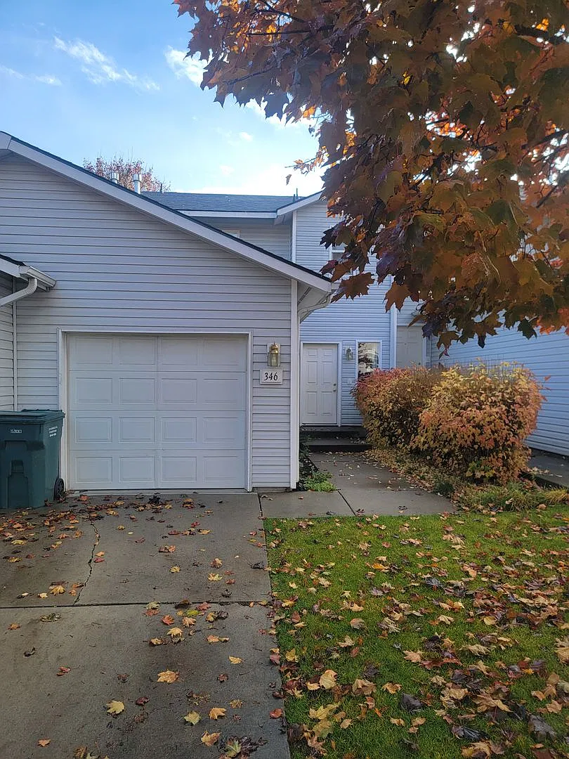 340,42,46,48 Leadora Ln. — Photo 1
