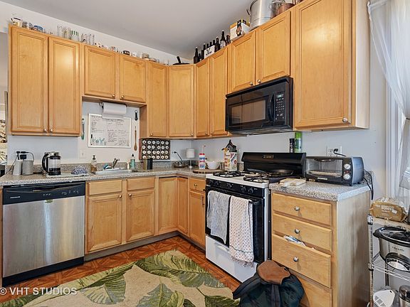 4th image of 2871 N Kimball Ave