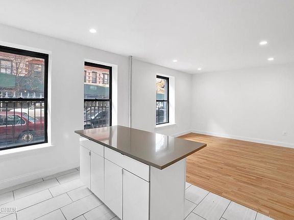 3rd image of 559 W 156th St APT 1