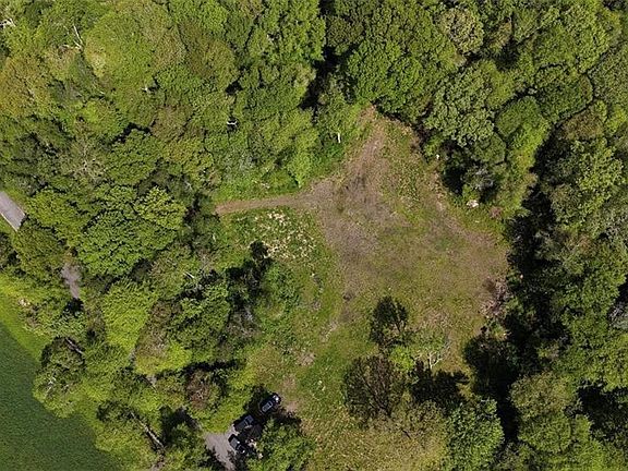 4th image of 4458 A Tower Hill Rd