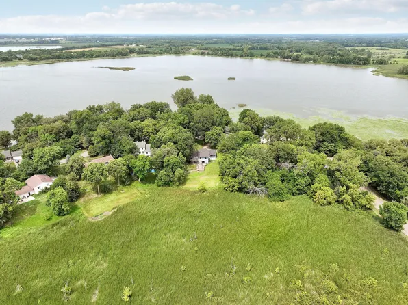457 77th St SE, Delano, MN 55328