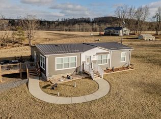 205 Volunteer Rd, Hillsville, VA 24343
