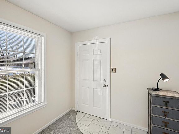 5th image of 3100 Ruby Dr