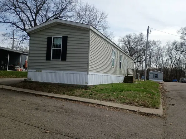 2 Oak Ter, Battle Creek, MI 49014