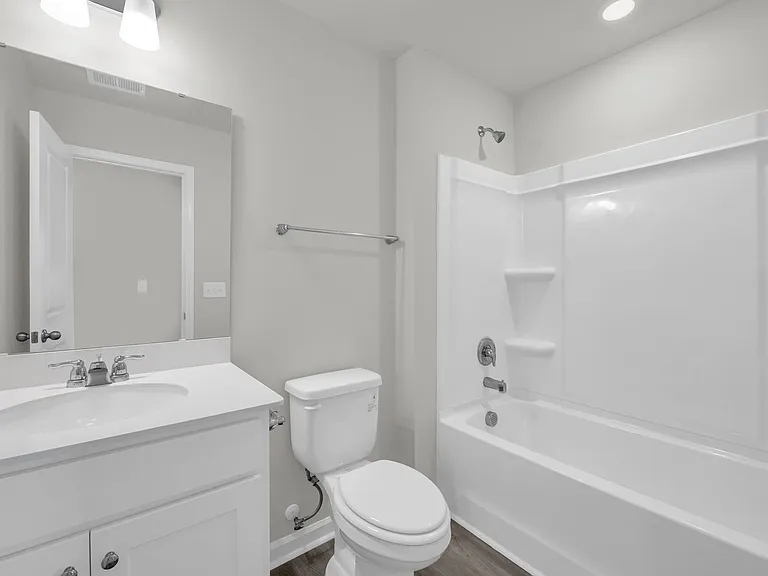 246 Arnette Dr — Photo 11
