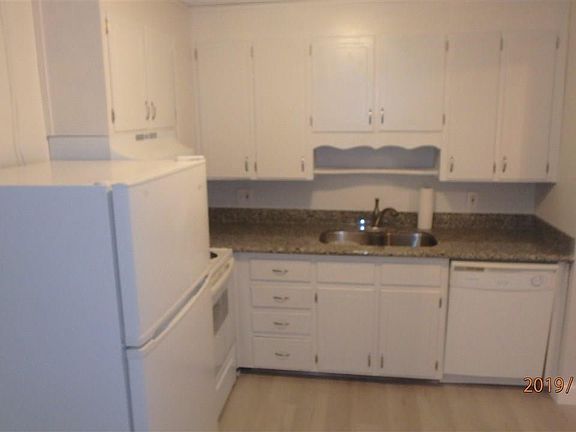 4th image of 8030 Stark Ave APT D
