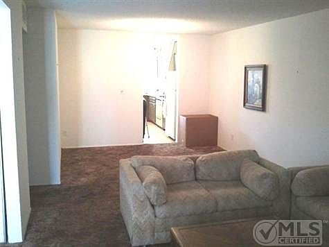 4th image of 10658 Cardigan Dr #1