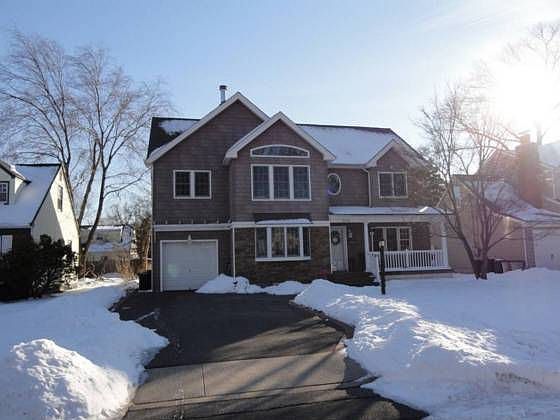 1st image of 3978 Franklin Ave