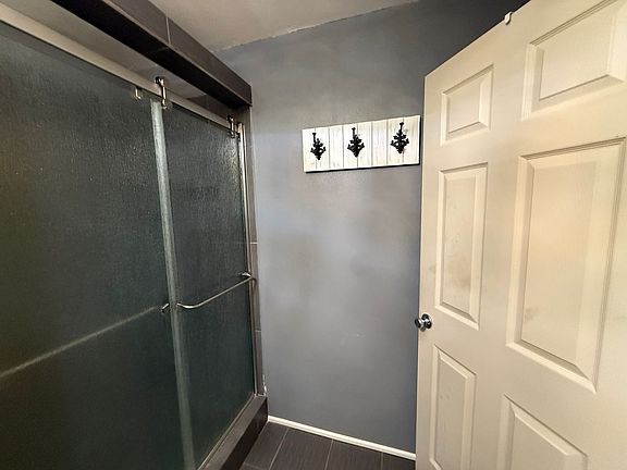 5th image of 200 E Permian Dr