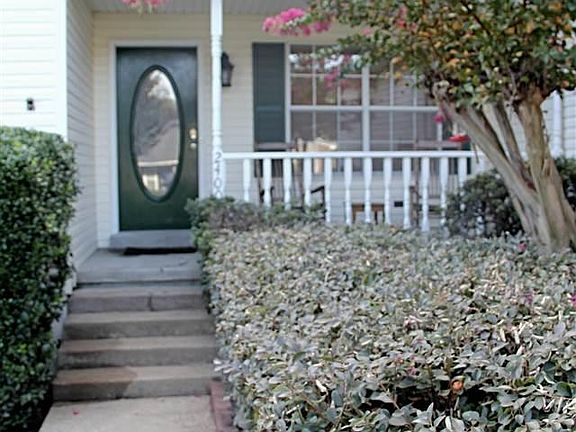4th image of 2400 Forest Creek Dr