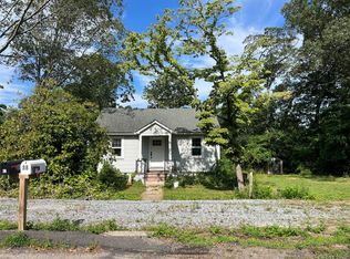 88 Lookout Dr, Sound Beach, NY 11789
