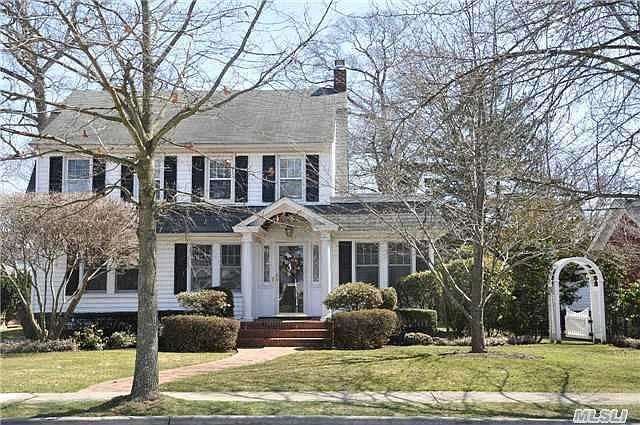 1st image of 211 Morris Ave