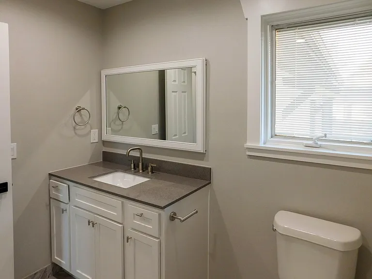1001 Cardinal Ln — Photo 26
