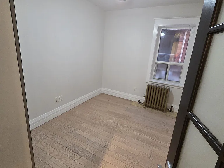 479 Aberdeen Ave #1 — Photo 6