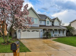 1523 W Bray Ct, Arlington Heights, IL 60005