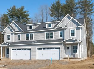 15 Blue Aster Lane, Ballston Spa, NY 12020