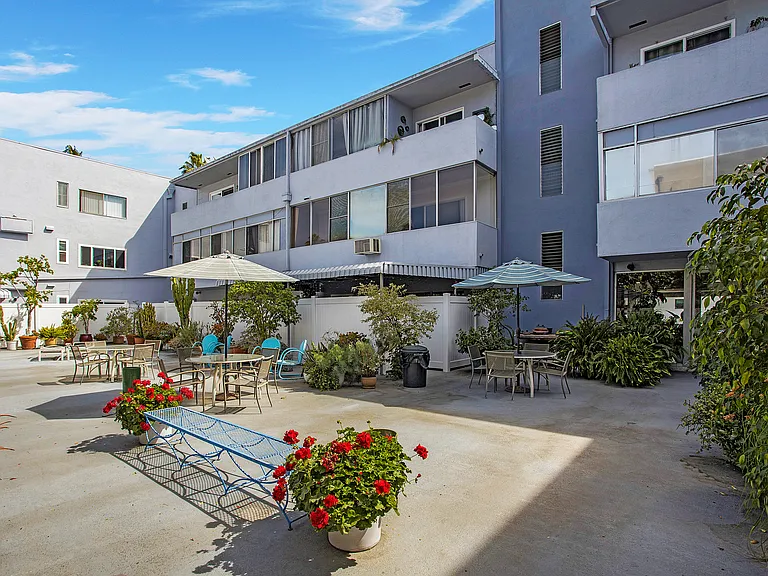 1200 E Ocean Blvd #57 — Photo 8