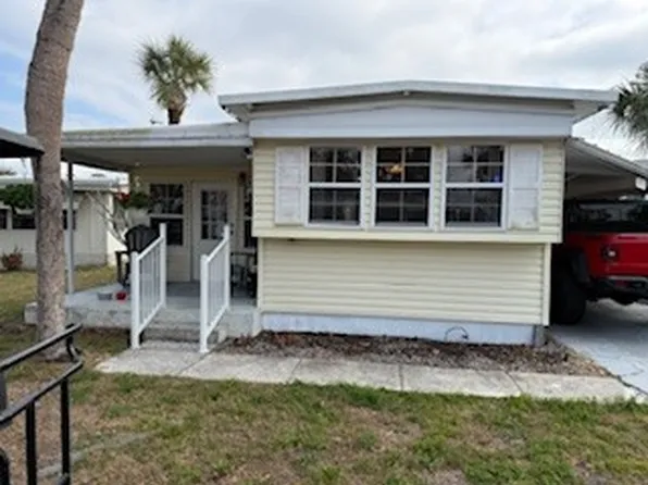 15A Douglas Dr, Tavares, FL 32778