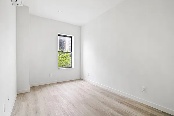 Rented by Compass | media 16