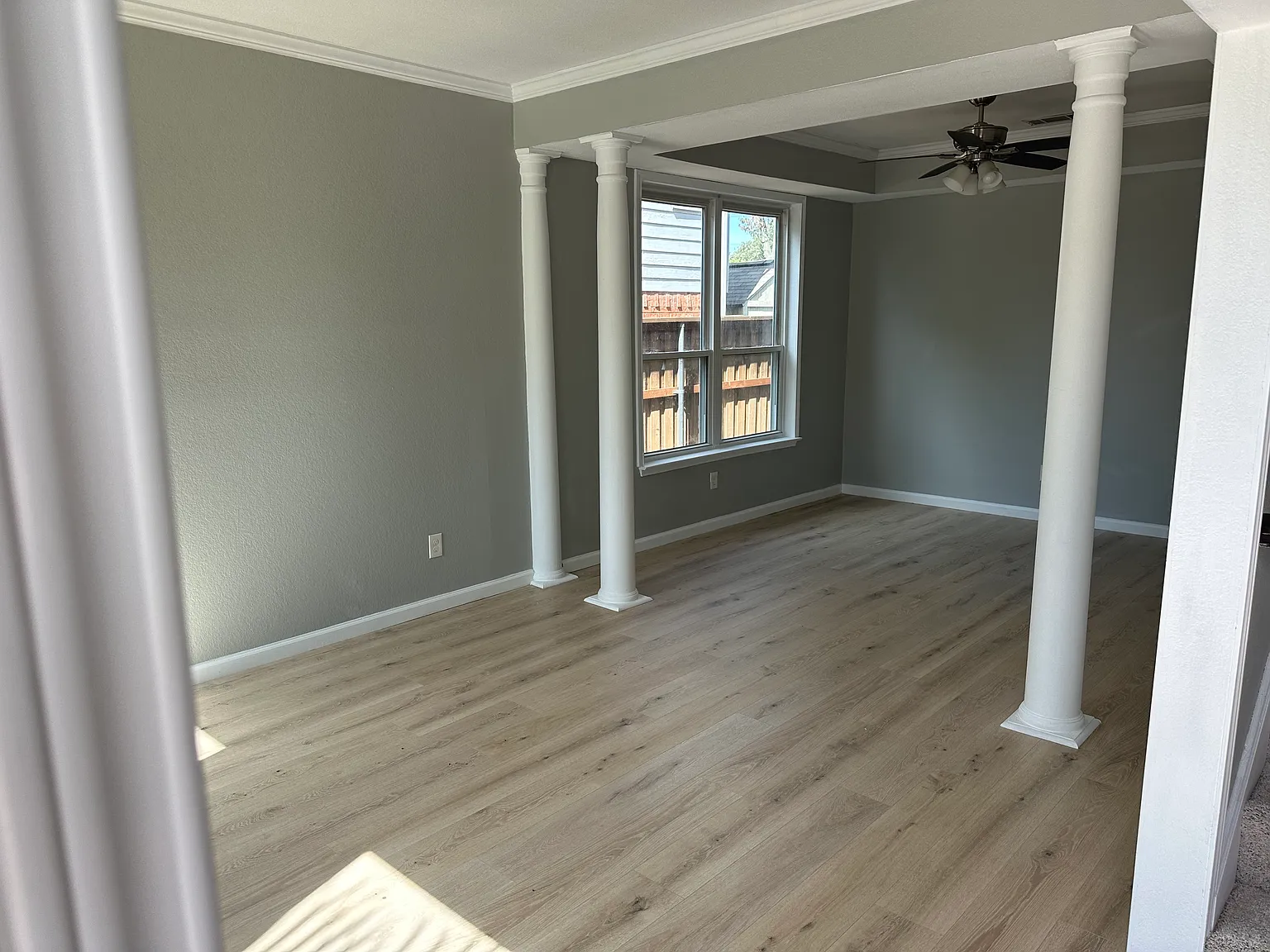 2305 Treyburn Ct — Photo 4
