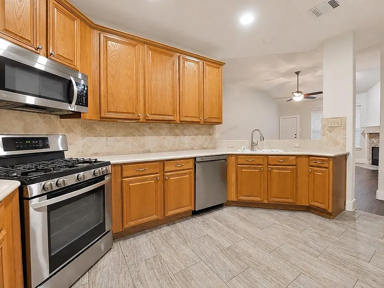 23911 River Place Dr — Photo 8