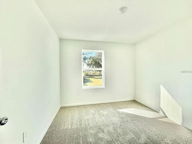 3783 NE 30th Ter — Photo 22