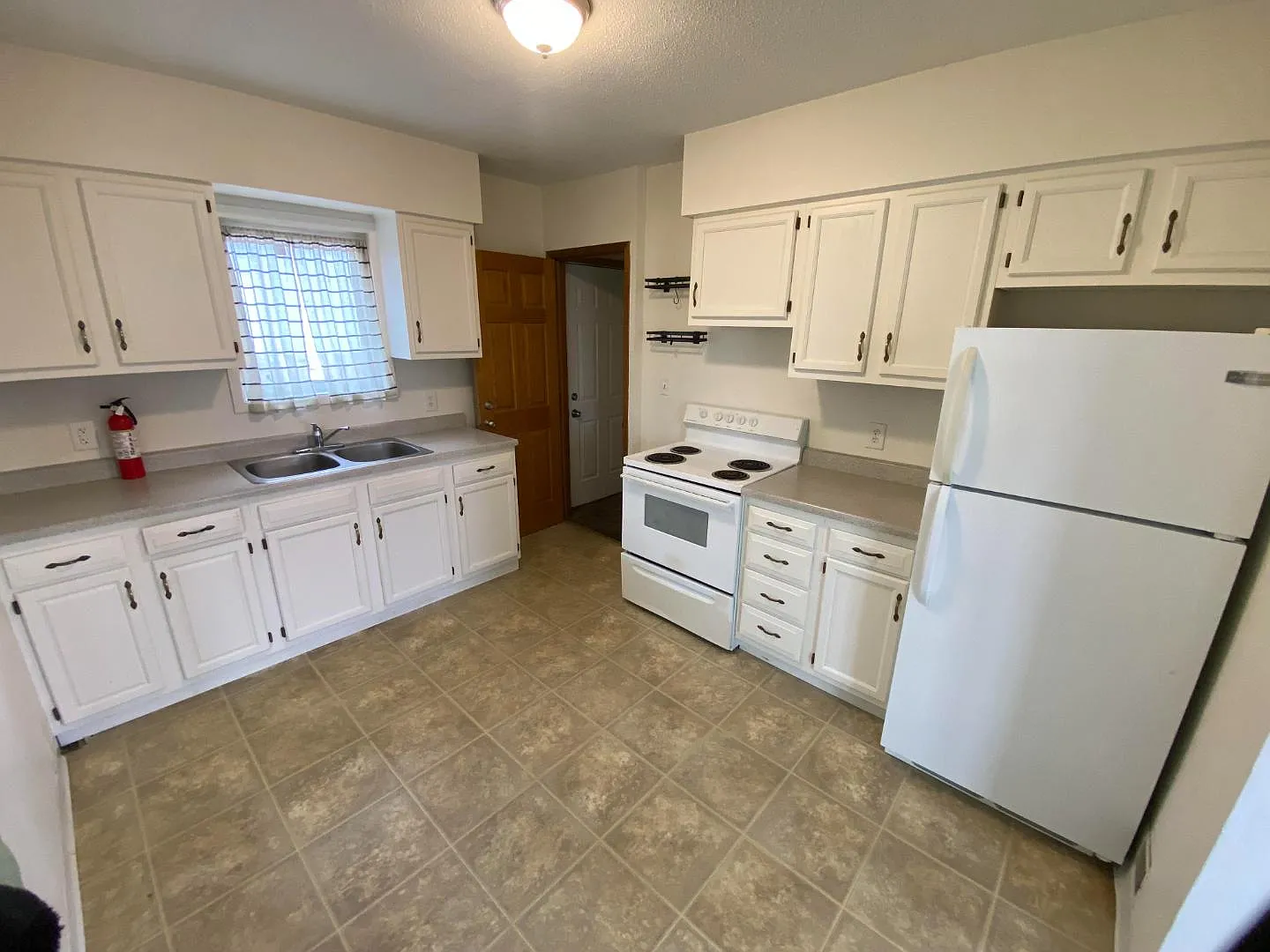 404 S Wayland Ave #1 - 404 S Wayland Ave, #1 — Photo 4