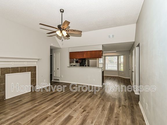 4th image of 7294 Lee Ann Dr