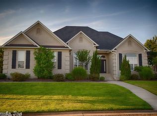 5250 Bay Town Dr, Conway, AR 72034