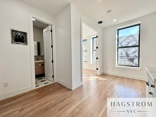 Rented by Hagstrom Management Inc | media 2