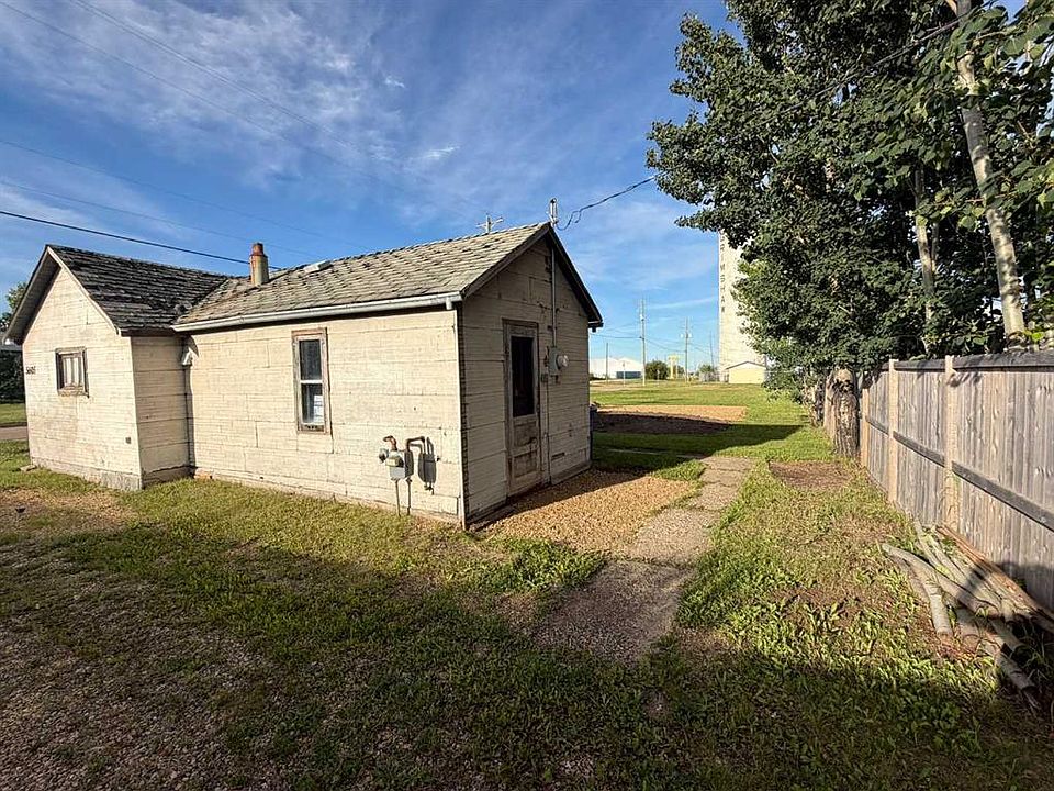 1st image of 5605 49th St