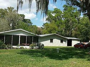 3620 Schafer Ln, Zephyrhills, FL 33541