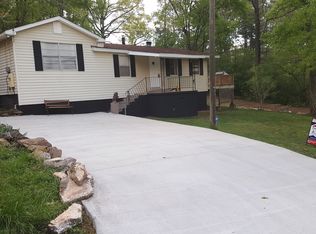 59 Maple St, Springville, AL 35146