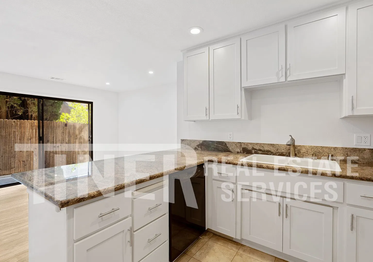 7796 Monal Court - TIER 3 - Recently remodeled Fair Oaks Home walking distance to the River — Photo 4