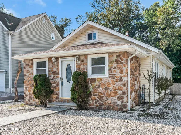 1027 2nd Avenue, West Belmar, NJ 07719