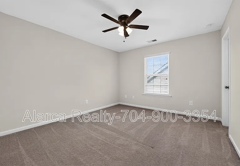 10431 Paisley Abbey Ln — Photo 23
