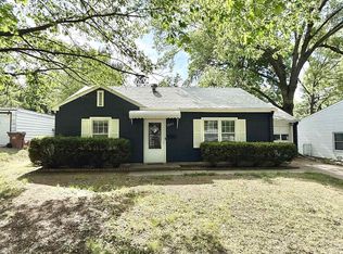3045 S 42nd St, Lincoln, NE 68506