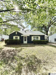 3045 S 42nd St, Lincoln, NE, 68506