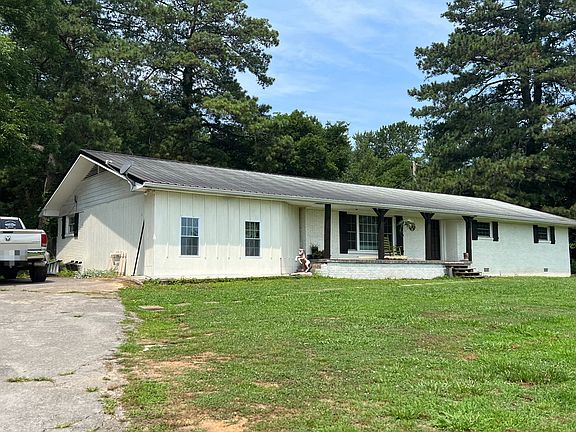 3rd image of 3614 Highway 41 N