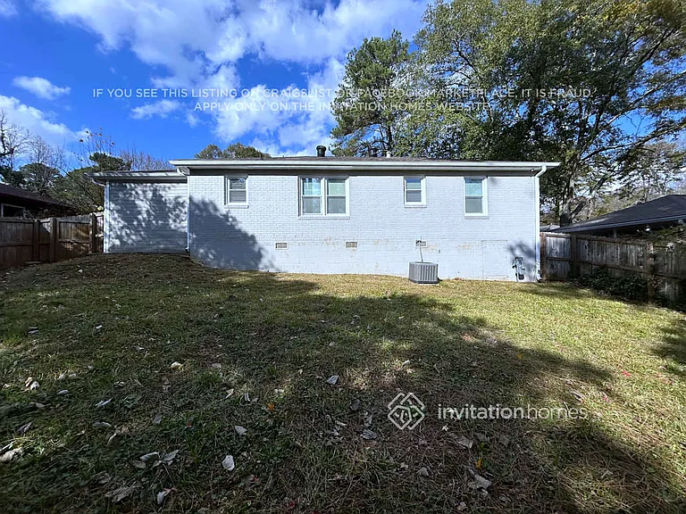 2553 Habersham Dr — Photo 9