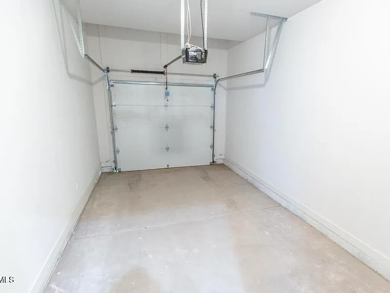 1850 N 51st St #2 — Photo 22