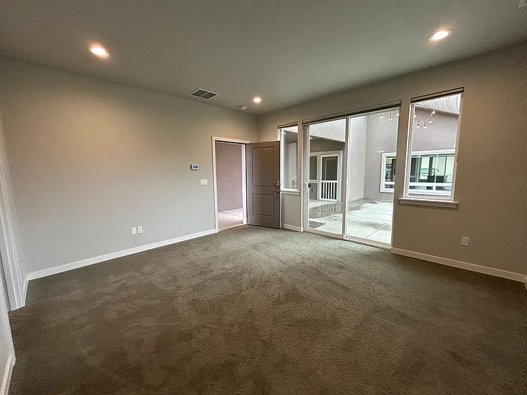 304 E Stanford Ave — Photo 17