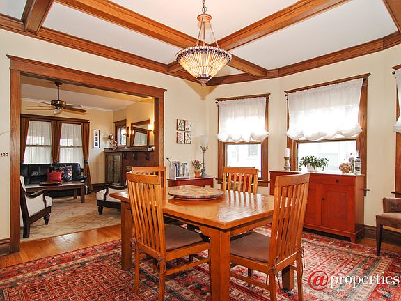 Living Room / Dining Room